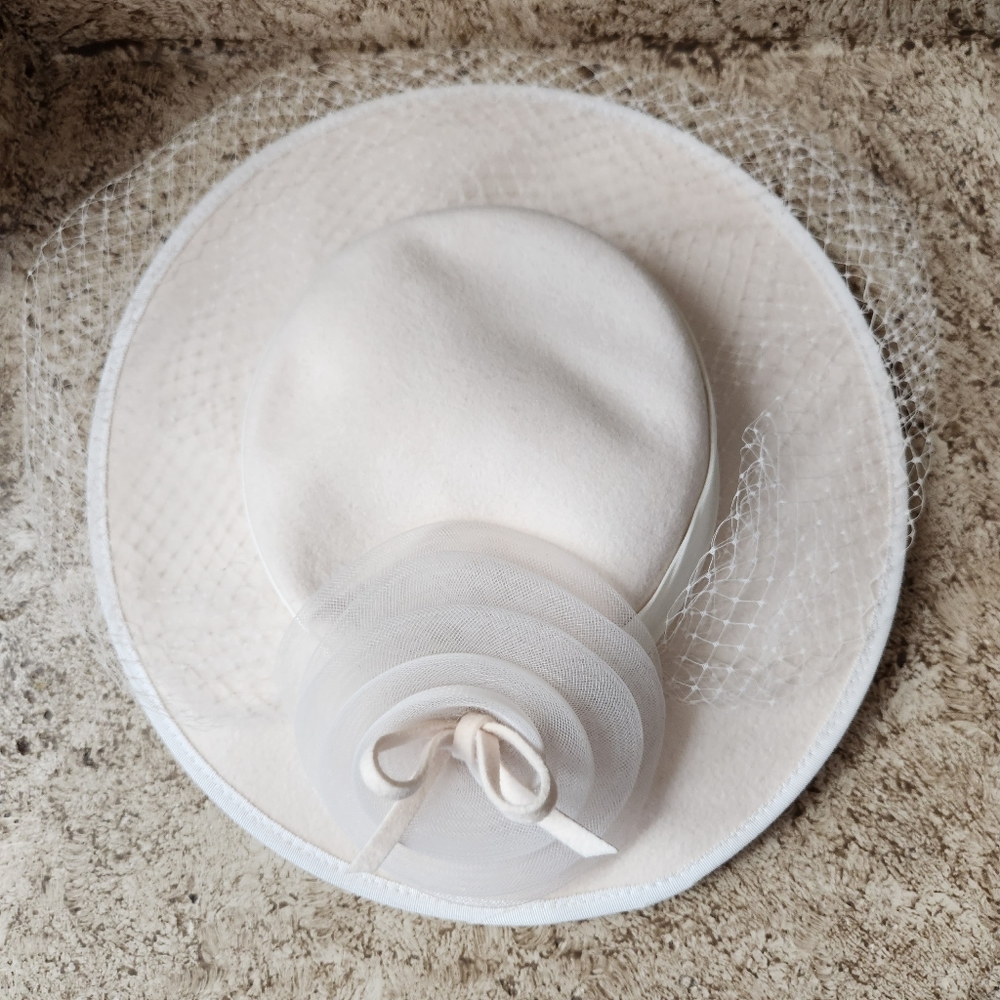 Vintage Cream Off White Fascinator Wedding Church Hat